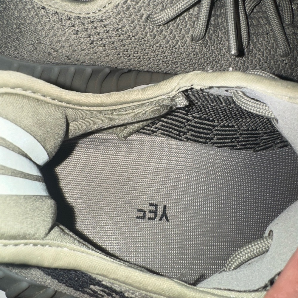 adidas Yeezy
YEEZY 350 Boost V2 "Slate" sneakers - Picture 4 of 6